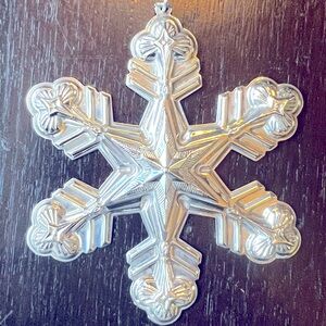 Sterling Christmas snowflake ornament.  Gorham 1998 edition.